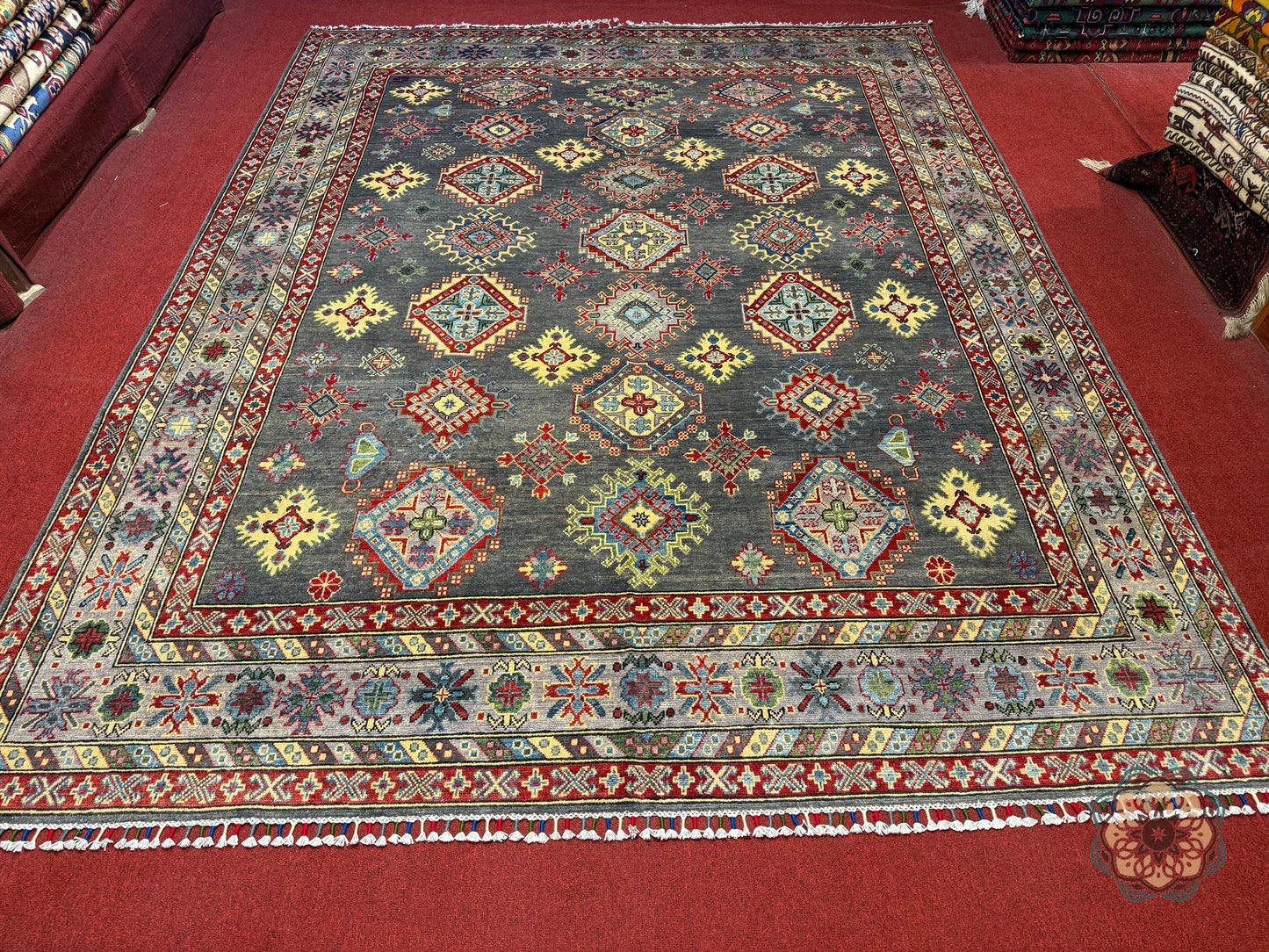 The Modern Nomad - Hand-Knotted Afghan Ziegler / Arijana Carpet (C058)