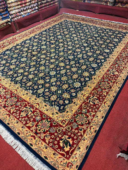 Luxurious Hand-Knotted Persian Heriz-Inspired Area Rug - Timeless Floral Elegance
